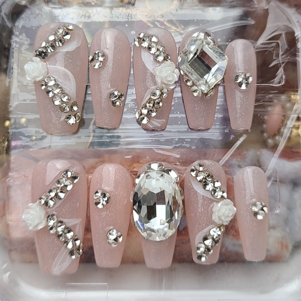 Blingy Press-on Nail Set
